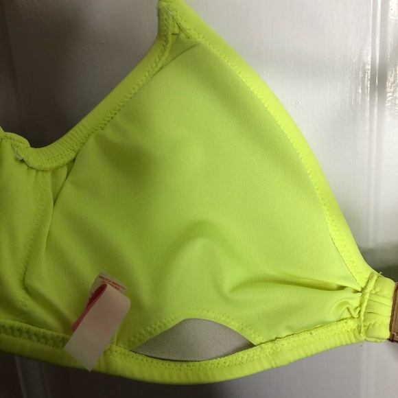 Victoria Secret Bikini - Picture 4 of 5